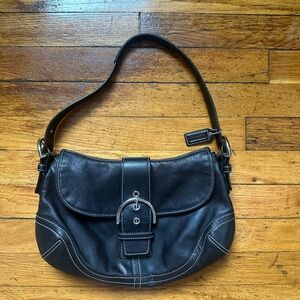 vintage y2k coach leather soho buckle flap